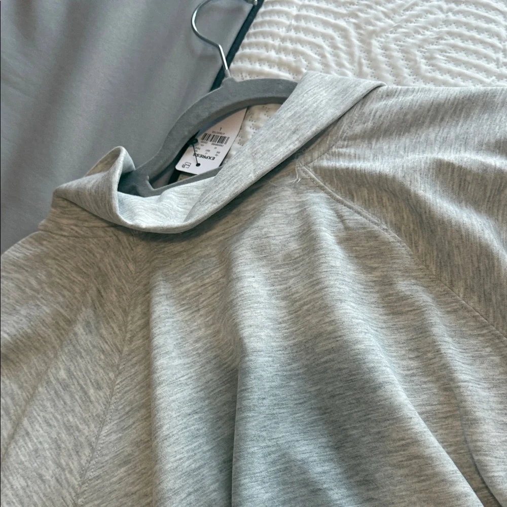 Gray Quarter-Zip Pullover- express new with tags! Size Large womens - Picture 7 of 9